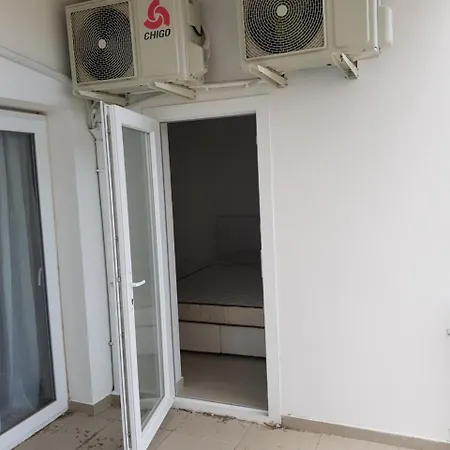 Rufus G4 Trikomo